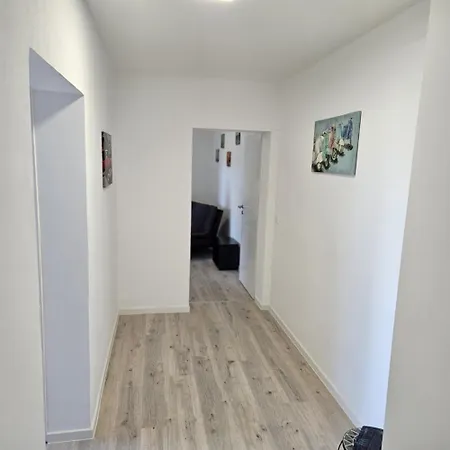 Cozy & Warm In Apartment